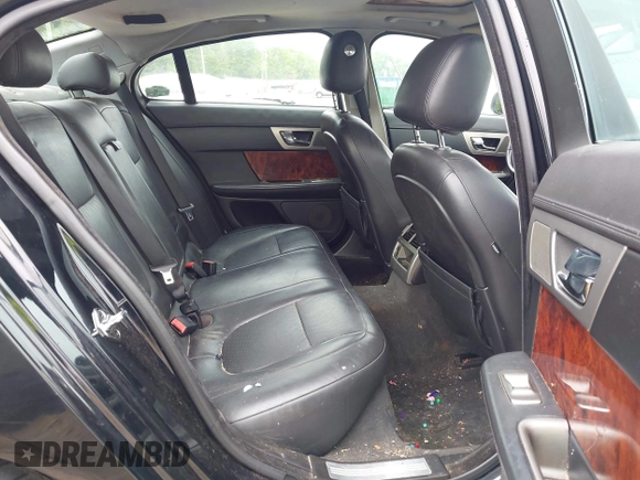 2011 Jaguar XF Premium with VIN SAJWA0GB4BLR84318, listed as a IAAI auction lot 42442011 with 146,340 mi miles and . Bid and sale history available at DreamBid. Image 8.