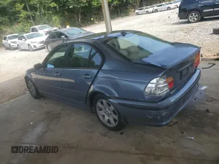 2005 BMW 3 Series 325i with VIN WBAEV33415KX10041, listed as a Copart auction lot 61673545 with 117,294 mi miles and Salvage title. Bid and sale history available at DreamBid. Image 2.