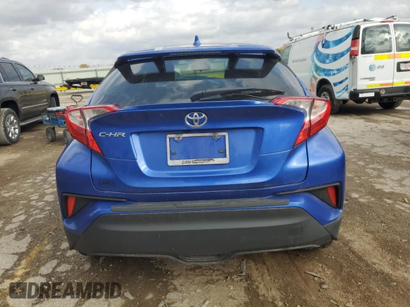 2021 Toyota C-HR LE with VIN JTNKHMBX2M1107890, listed as a Copart auction lot 77992554 with 54,219 mi miles and Salvage Title. Bid and sale history available at carsss.com. Image 6.