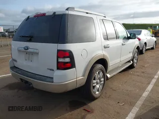 2007 Ford Explorer Eddie Bauer z VIN 1FMEU64E77UB17558, wystawiony jako IAAI lot #41915748 z przebiegiem Nie podano mil oraz . Historia ofert i sprzedaży dostępna na DreamBid. Obrazek 4.