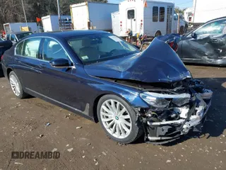 2018 BMW 7 Series 740i xDrive with VIN WBA7E4C54JGV23736, listed as a IAAI auction lot 41457470 with 70,243 mi miles. Bid and sale history available at carsss.com. Image 1.