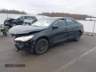 2015 Toyota Camry XLE with VIN 4T1BF1FK0FU079141, listed as a IAAI auction lot 41722368 with 89,201 mi miles. Bid and sale history available at carsss.com. Image 18.