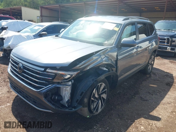 2024 Volkswagen Atlas SE with VIN 1V2HR2CA8RC535094, listed as a IAAI auction lot 42261647 with 36,505 mi miles and . Bid and sale history available at DreamBid. Image 16.