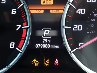 2019 Acura TLX w/A-Spec Pkg z VIN 19UUB2F61KA000932, wystawiony jako IAAI lot #42164064 z przebiegiem 79 080 mil mil oraz . Historia ofert i sprzedaży dostępna na DreamBid. Obrazek 15.