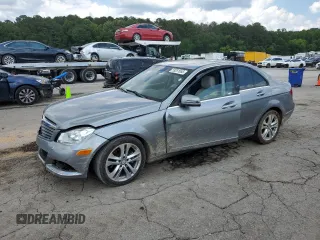 2013 Mercedes-Benz C 250 Sport с VIN WDDGF4HBXDA831201, выставлен на аукционе Copart как лот 59281655 с пробегом 82 641 миль миль и Списание • Salvage title. История ставок и продаж доступна на DreamBid. Изображение 1.