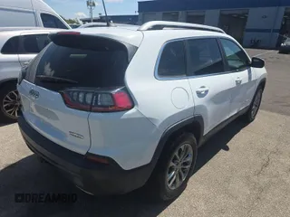 2019 Jeep Cherokee Latitude Plus with VIN 1C4PJMLX6KD361465, listed as a IAAI auction lot 42785531 with 116,730 mi miles and . Bid and sale history available at DreamBid. Image 17.
