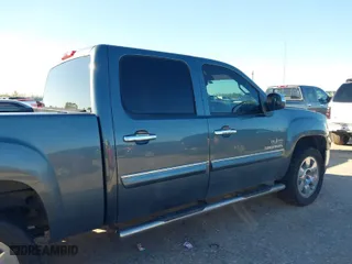 2011 GMC Sierra 1500 SLE with VIN 3GTP1VE02BG290967, listed as a IAAI auction lot 41255905 with 225,609 mi miles. Bid and sale history available at carsss.com. Image 13.