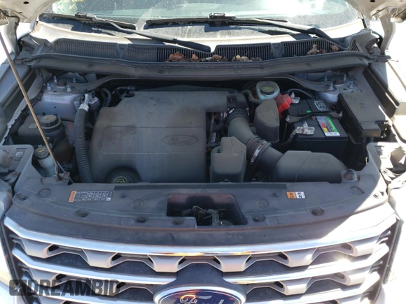 2017 Ford Explorer XLT z VIN 1FM5K7D86HGA61974, wystawiony jako Copart lot #50249405 z przebiegiem 120 097 mil mil oraz Czysty tytuł • Clean title. Historia ofert i sprzedaży dostępna na DreamBid. Obrazek 12.