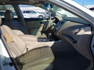 2013 Nissan Altima SV with VIN 1N4BL3AP7DN431432, listed as a IAAI auction lot 41389189 with 227,047 mi miles and . Bid and sale history available at DreamBid. Image 5.