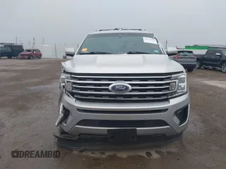 2018 Ford Expedition XLT with VIN 1FMJU1HT5JEA22248, listed as a IAAI auction lot 41253595 with 56,587 mi miles. Bid and sale history available at carsss.com. Image 12.