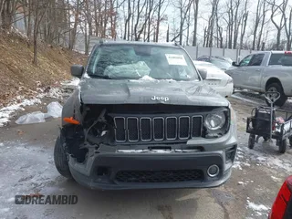 2020 Jeep Renegade Latitude with VIN ZACNJBBBXLPM06330, listed as a IAAI auction lot 41601086 with 92,320 mi miles. Bid and sale history available at carsss.com. Image 13.