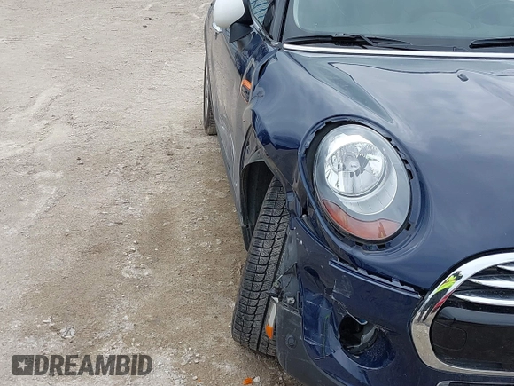 2017 MINI Hardtop Cooper with VIN WMWXP5C34H3B15966, listed as a IAAI auction lot 41889565 with 21,579 mi miles and . Bid and sale history available at DreamBid. Image 16.