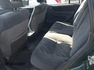 2001 Honda CR-V LX with VIN JHLRD18431C016561, listed as a IAAI auction lot 41770542 with 135,447 mi miles. Bid and sale history available at carsss.com. Image 8.
