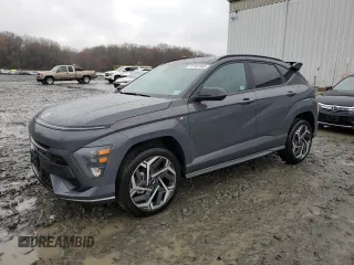 2024 Hyundai Kona N Line z VIN KM8HACA30RU107576, wystawiony jako Copart lot #51387085 z przebiegiem 3 302 mil mil oraz Szkoda całkowita • Salvage title. Historia ofert i sprzedaży dostępna na DreamBid. Obrazek 1.
