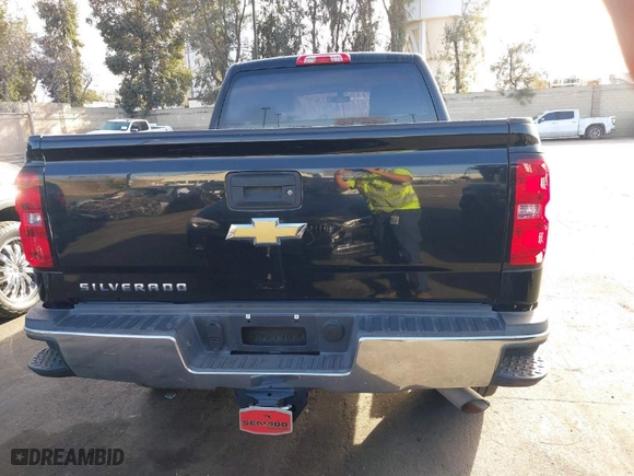 2016 Chevrolet Silverado 2500HD Work Truck with VIN 1GC2CUEG7GZ119828, listed as a IAAI auction lot 41664973 with 88,057 mi miles. Bid and sale history available at carsss.com. Image 17.
