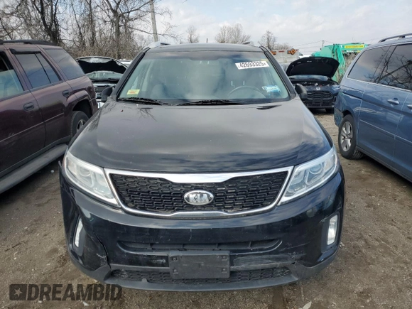 2014 Kia Sorento LX with VIN 5XYKT4A69EG434283, listed as a Copart auction lot 42693325 with 191,737 mi miles and Salvage Title. Bid and sale history available at carsss.com. Image 5.