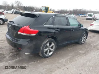 2009 Toyota Venza with VIN 4T3ZK11A39U013140, listed as a IAAI auction lot 41559932 with 240,219 mi miles and . Bid and sale history available at carsss.com. Image 4.