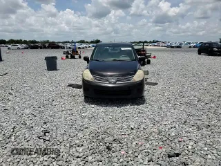 2010 Nissan Versa S z VIN 3N1BC1CPXAL382804, wystawiony jako Copart lot #63652575 z przebiegiem 168 051 mil mil oraz Szkoda całkowita • Salvage title. Historia ofert i sprzedaży dostępna na DreamBid. Obrazek 15.