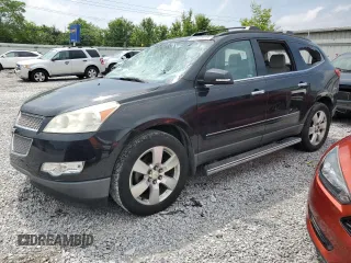 2011 Chevrolet Traverse LTZ z VIN 1GNKRLED2BJ225701, wystawiony jako Copart lot #59457675 z przebiegiem 94 812 mil mil oraz Szkoda całkowita • Salvage title. Historia ofert i sprzedaży dostępna na DreamBid. Obrazek 1.