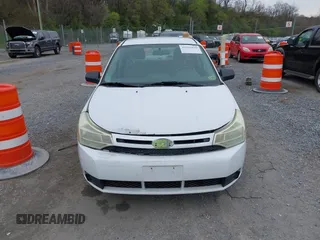2008 Ford Focus SE with VIN 1FAHP35N08W122604, listed as a IAAI auction lot 41942030 with 89,034 mi miles. Bid and sale history available at carsss.com. Image 12.