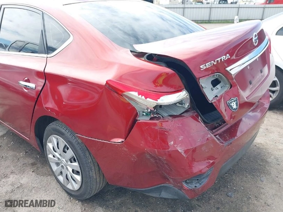 2016 Nissan Sentra SR with VIN 3N1AB7AP8GL666607, listed as a IAAI auction lot 41703250 with 101,876 mi miles. Bid and sale history available at carsss.com. Image 18.