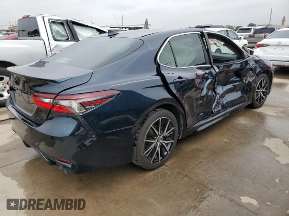 2021 Toyota Camry SE Nightshade with VIN 4T1T11AK5MU527073, listed as a Copart auction lot 55192524 with 75,581 mi miles and Salvage Title. Bid and sale history available at carsss.com. Image 3.