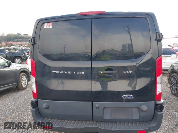 2018 Ford Transit Passenger XL z VIN 1FBZX2YM5JKA57441, wystawiony jako IAAI lot #41257346 z przebiegiem 71 702 mil mil oraz . Historia ofert i sprzedaży dostępna na DreamBid. Obrazek 16.
