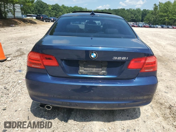2011 BMW 3 Series 328i with VIN WBAKE3C51BE441707, listed as a Copart auction lot 62581005 with 132,115 mi miles and Salvage title. Bid and sale history available at DreamBid. Image 6.