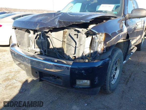 2007 Chevrolet Silverado 1500 1LT with VIN 1GCEK19007Z525378, listed as a IAAI auction lot 41217202 with Not Provided miles and . Bid and sale history available at DreamBid. Image 6.