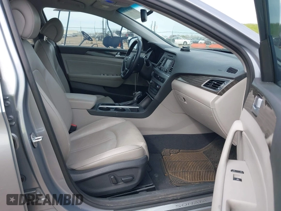 2015 Hyundai Sonata Limited with VIN 5NPE34AF3FH200664, listed as a IAAI auction lot 41870793 with 133,032 mi miles and . Bid and sale history available at DreamBid. Image 5.