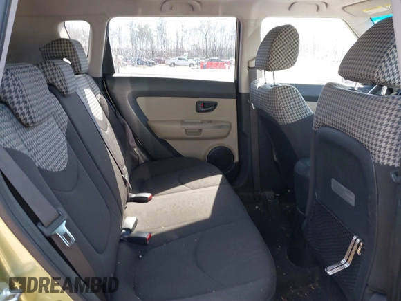 2010 Kia Soul + with VIN KNDJT2A25A7079729, listed as a IAAI auction lot 41882189 with 146,367 mi miles. Bid and sale history available at carsss.com. Image 8.