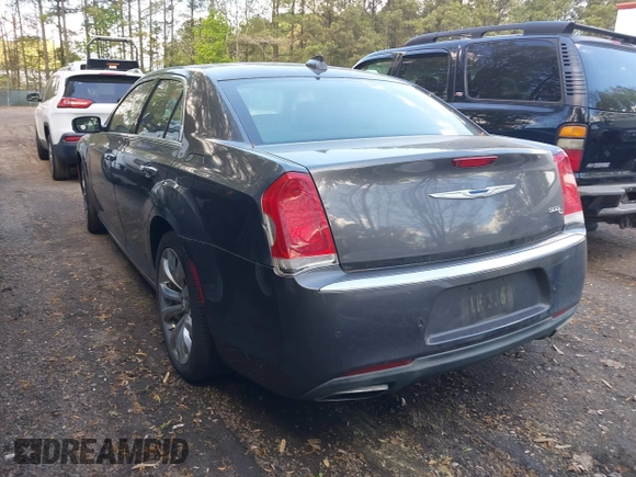 2017 Chrysler 300 C with VIN 2C3CCAEG2HH588009, listed as a IAAI auction lot 42035609 with 204,795 mi miles and . Bid and sale history available at DreamBid. Image 3.