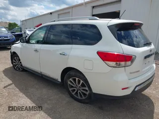 2014 Nissan Pathfinder S with VIN 5N1AR2MM3EC612715, listed as a IAAI auction lot 42356789 with 171,921 mi miles and . Bid and sale history available at DreamBid. Image 3.
