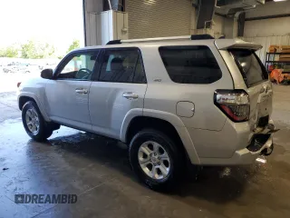 2024 Toyota 4Runner SR5 with VIN JTEEU5JR0R5314652, listed as a Copart auction lot 56411195 with 19,948 mi miles and Clean title. Bid and sale history available at DreamBid. Image 2.