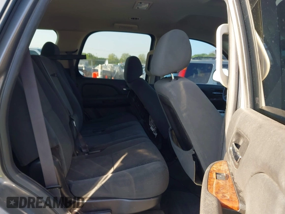 2008 Chevrolet Tahoe LTZ with VIN 1GNFK13048J120046, listed as a IAAI auction lot 42098058 with 241,943 mi miles and . Bid and sale history available at DreamBid. Image 8.