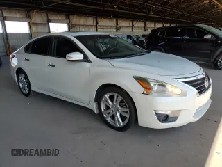 2015 Nissan Altima SL with VIN 1N4BL3AP5FC216744, listed as a Copart auction lot 64497945 with 173,678 mi miles and Clean title. Bid and sale history available at DreamBid. Image 4.