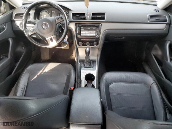 2014 Volkswagen Passat SE with VIN 1VWBP7A32EC008691, listed as a Copart auction lot 50271685 with 136,477 mi miles and Salvage Title. Bid and sale history available at carsss.com. Image 8.