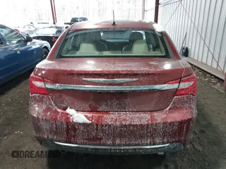 2014 Chrysler 200 Limited with VIN 1C3CCBCGXEN186783, listed as a IAAI auction lot 41395413 with 100,040 mi miles. Bid and sale history available at carsss.com. Image 16.