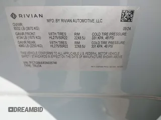 2025 Rivian R1T Adventure z VIN 7FCTGBAAXSN035740, wystawiony jako IAAI lot #41728515 z przebiegiem 3 773 mil mil oraz . Historia ofert i sprzedaży dostępna na DreamBid. Obrazek 9.