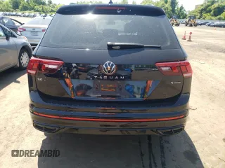 2023 Volkswagen Tiguan SE R-Line Black with VIN 3VV8B7AX2PM121851, listed as a Copart auction lot 59206135 with 23,723 mi miles and Salvage title. Bid and sale history available at DreamBid. Image 6.