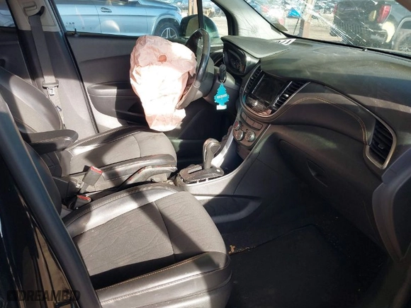 2019 Chevrolet Trax LT with VIN KL7CJLSB9KB908560, listed as a IAAI auction lot 41192203 with 74,148 mi miles. Bid and sale history available at carsss.com. Image 5.