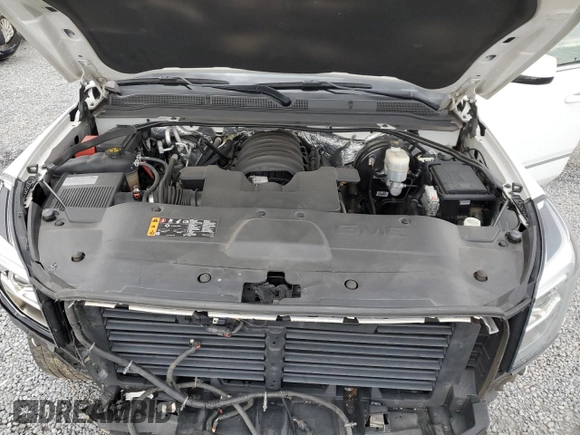 2018 GMC Yukon XL SLT with VIN 1GKS2GKC7JR272274, listed as a Copart auction lot 48049525 with 152,759 mi miles and Salvage Title. Bid and sale history available at carsss.com. Image 14.