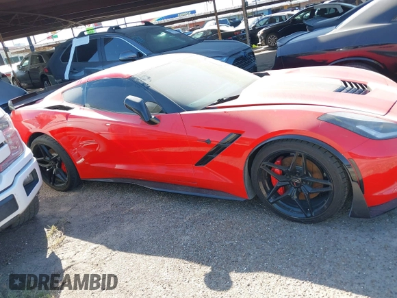 2014 Chevrolet Corvette Z51 3LT z VIN 1G1YL2D79E5127667, wystawiony jako IAAI lot #41944294 z przebiegiem 39 423 mil mil oraz . Historia ofert i sprzedaży dostępna na DreamBid. Obrazek 13.