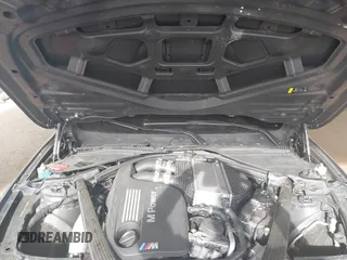 2018 BMW M3 z VIN WBS8M9C56J5J78396, wystawiony jako IAAI lot #42108799 z przebiegiem Nie podano mil oraz . Historia ofert i sprzedaży dostępna na DreamBid. Obrazek 10.