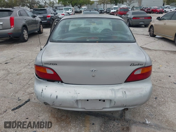 1998 Hyundai Elantra with VIN KMHJF24M7WU672436, listed as a IAAI auction lot 41763627 with 114,288 mi miles and . Bid and sale history available at DreamBid. Image 17.