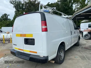 2017 Chevrolet Express Cargo с VIN 1GCWGAFF4H1345724, выставлен на аукционе IAAI как лот 42847825 с пробегом 176 392 миль миль и . История ставок и продаж доступна на DreamBid. Изображение 32.