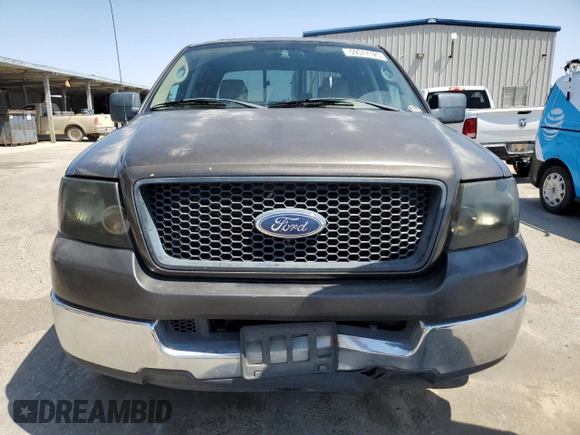 2005 Ford F-150 XLT с VIN 1FTPW12505KE71623, выставлен на аукционе Copart как лот 59517125 с пробегом 222 641 миль миль и Чистый • Clean title. История ставок и продаж доступна на DreamBid. Изображение 5.