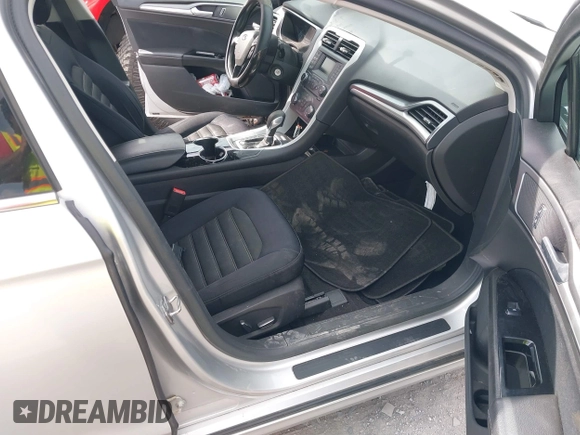 2015 Ford Fusion SE with VIN 1FA6P0H73F5103065, listed as a IAAI auction lot 41823504 with 120,056 mi miles. Bid and sale history available at carsss.com. Image 5.