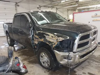 2018 Ram 2500 Tradesman with VIN 3C6UR5CJ3JG121229, listed as a IAAI auction lot 41679189 with 95,956 mi miles. Bid and sale history available at carsss.com. Image 1.
