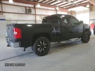 2008 Chevrolet Silverado 1500 LTZ with VIN 2GCEK19JX81149209, listed as a Copart auction lot 55119135 with 141,633 mi miles and Clean Title. Bid and sale history available at DreamBid. Image 3.